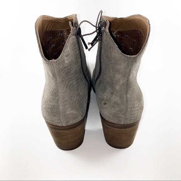 💥𝐋𝐚𝐬𝐭 𝐜𝐡𝐚𝐧𝐜𝐞 Lucky Brand Ankle Bootie - Picture 2 of 7